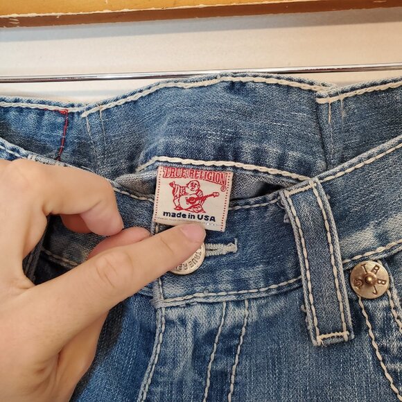 NOT FOR SALE Poshmark will Restrict Sellers Accounts If We Delete Too Many Items - Picture 7 of 9